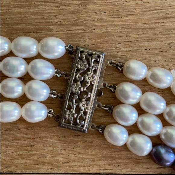 Freshwater pearl choker necklace - Picture 3 of 3